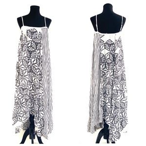 FP ONE Dress White Black Floral Geometric Size S/P